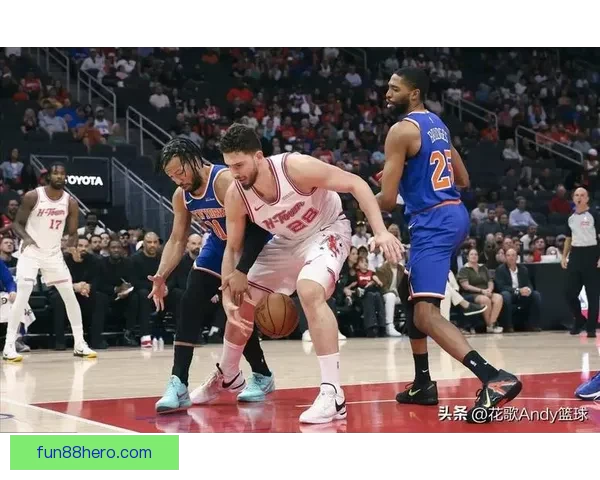 伊森重返首发贡献17分8助攻 困境中队友支持成为最大依靠